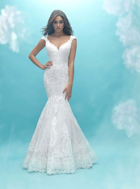 9471 by Allure (Size 20)