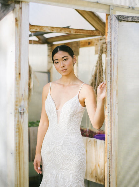 Lis Simon - Lizzy - Vancouver | Edmonton Bridal Shop Wedding Dresses