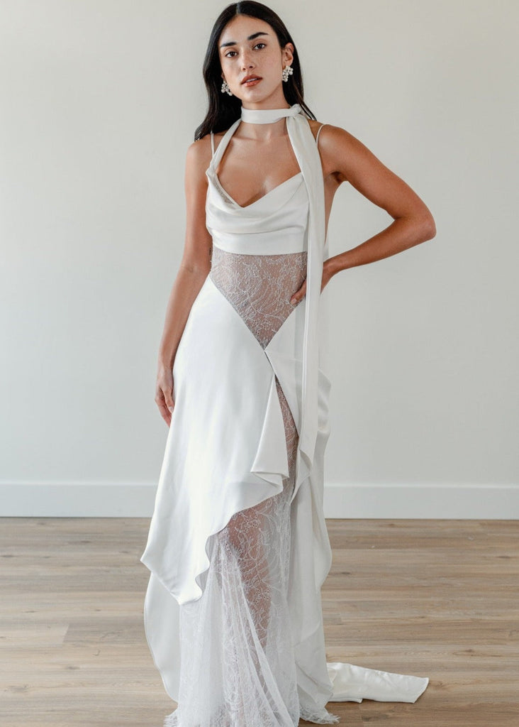 Venus by Willowby (Size 8) | Novelle Bridal Shop