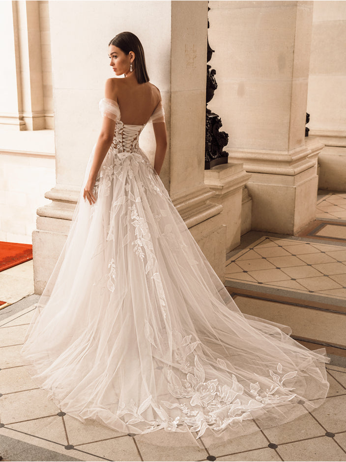 novelle bridal shop vancouver wedding dress