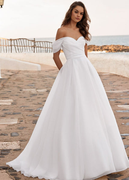 Love - Daisie - Vancouver | Edmonton Bridal Shop Wedding Dresses