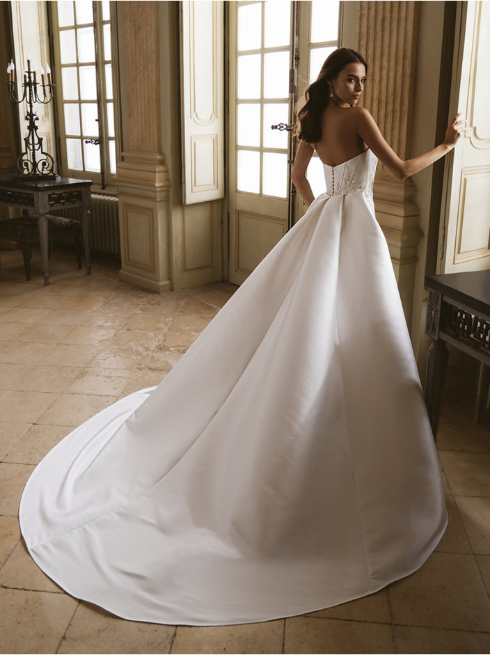 Vancouver Wedding Dress Novelle Bridal Shop