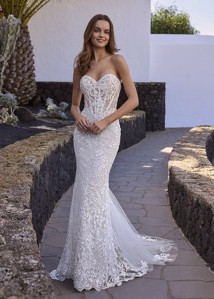 Love - Estrella - Vancouver | Edmonton Bridal Shop Wedding Dresses