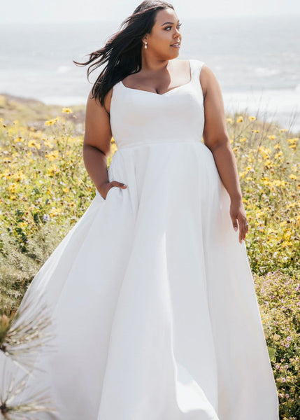 Edmonton Collection | Novelle Bridal Shop | Vancouver + Edmonton Edmonton Collection | Novelle Bridal Shop | Vancouver + Edmonton