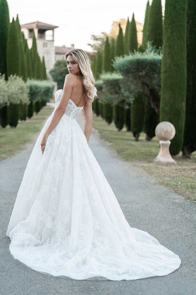 Novelle Bridal Shop Edmonton Wedding Dress Allure Bridal