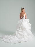 Vancouver wedding dress novelle bridal shop hayley paige
