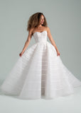 Vancouver wedding dress novelle bridal shop hayley paige