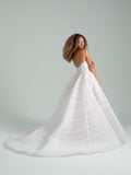 Vancouver wedding dress novelle bridal shop hayley paige