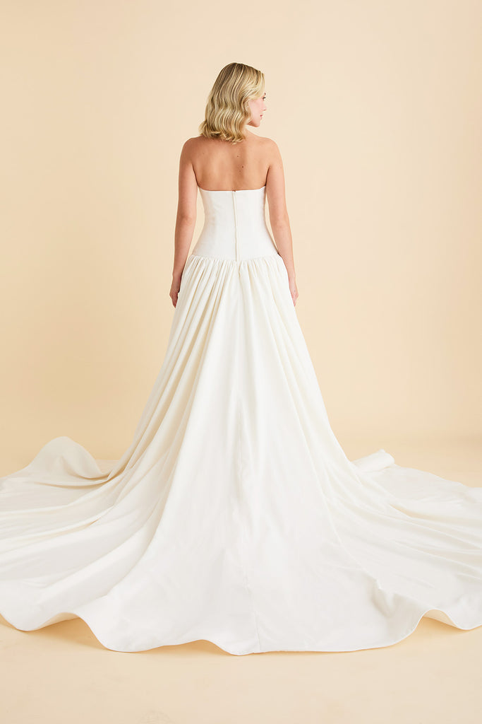 Edmoton wedding dress novelle bridal shop