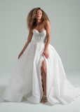 Vancouver wedding dress novelle bridal shop hayley paige