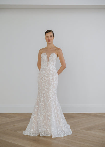 Lis Simon Trunk Show - Solange - Vancouver | Edmonton Bridal Shop Wedding Dresses