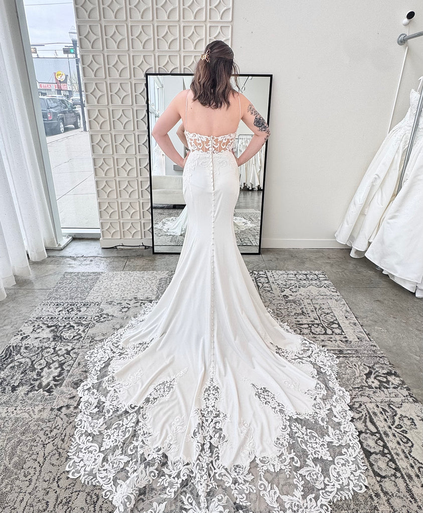 9910 by Allure (Size 12)
