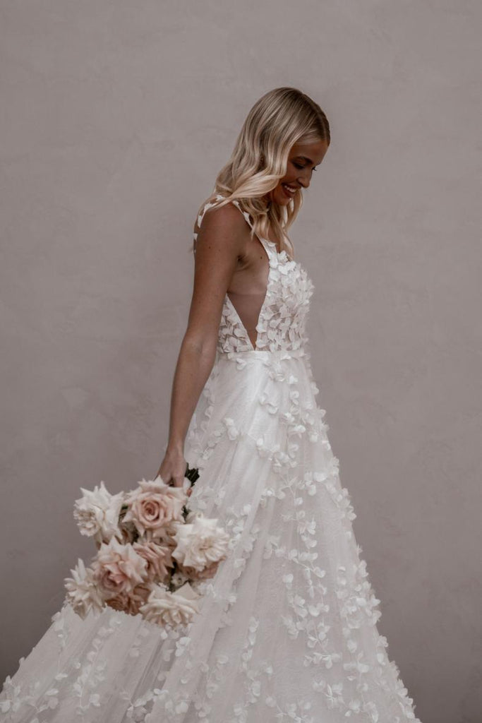 Novelle Bridal Shop edmonton wedding dress