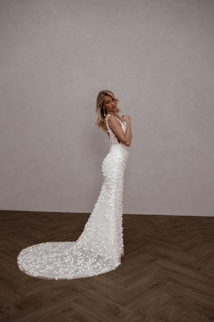 Edmonton Wedding Dress Novelle Bridal Shop