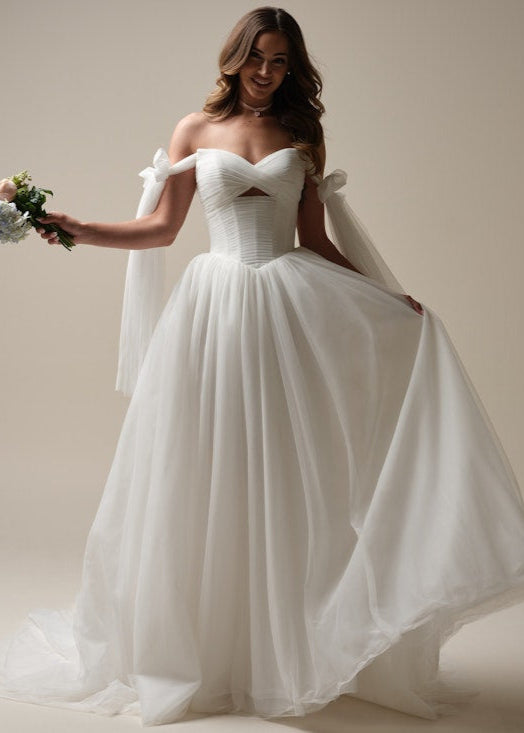 Edmonton wedding dress novelle bridal shop