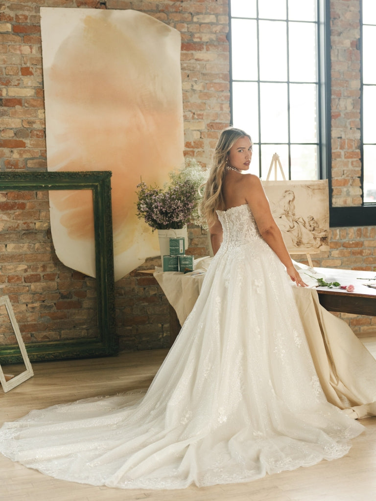 Edmonton Wedding Dress Novelle Bridal SHop