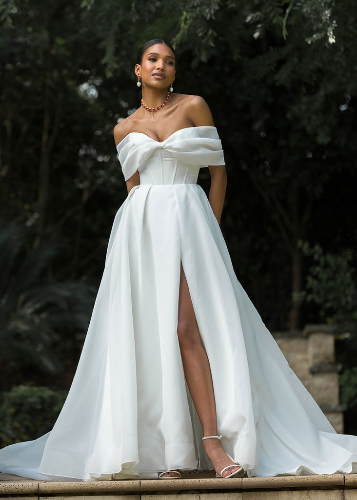 Prestyn Madi Lane Edmonton Novelle Bridal