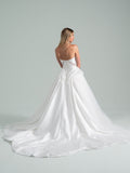 Vancouver wedding dress novelle bridal shop hayley paige
