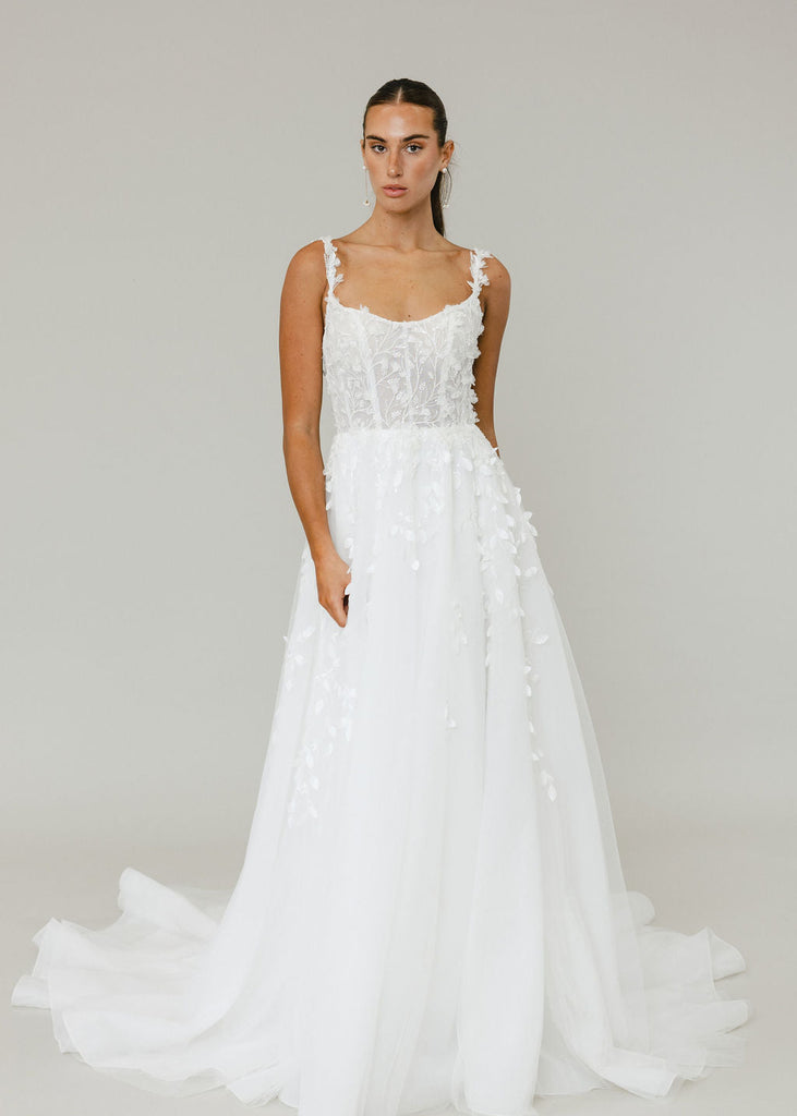 vancouver wedding dress novelle bridal shop
