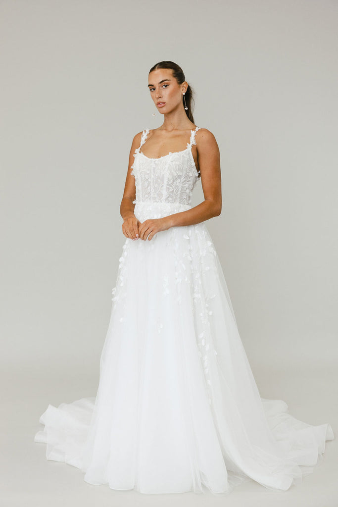 vancouver wedding dress novelle bridal shop