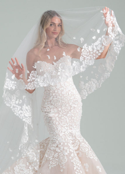 Hayley Paige Trunk Show - The Light You Keep Veil - Vancouver | Edmonton Bridal Shop Wedding Dresses