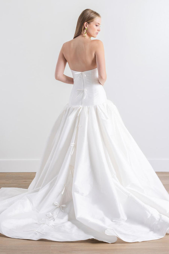 wedding dress novelle bridal shop