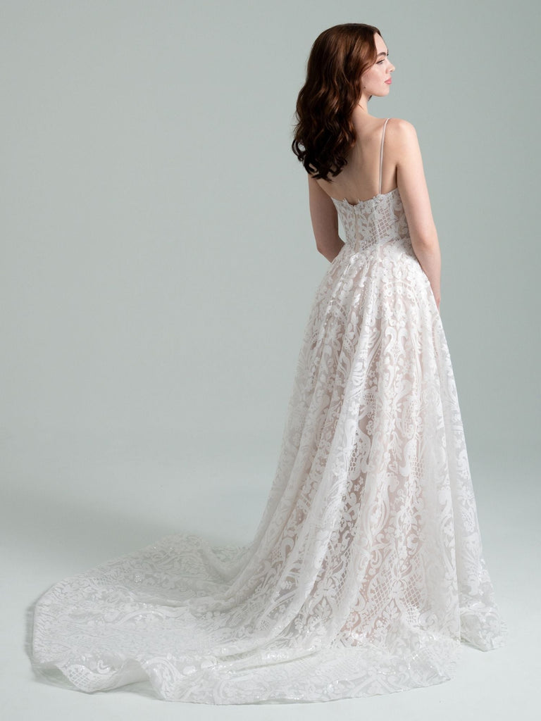 vancouver wedding dress novelle bridals hop hayley paige