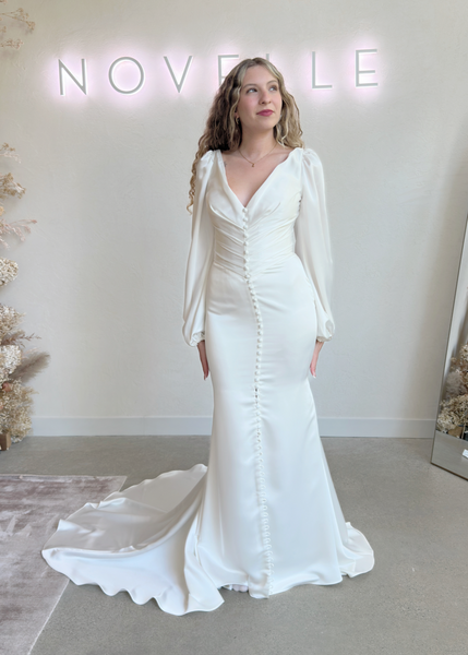Vancouver Sample Sale - Adularia by Willowby (Size 8) - Vancouver | Edmonton Bridal Shop Wedding Dresses