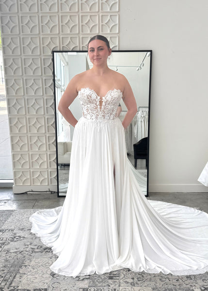 Edmonton Sample Sale - Bethenny by Love (Sizes 8 & 10 ) - Vancouver | Edmonton Bridal Shop Wedding Dresses