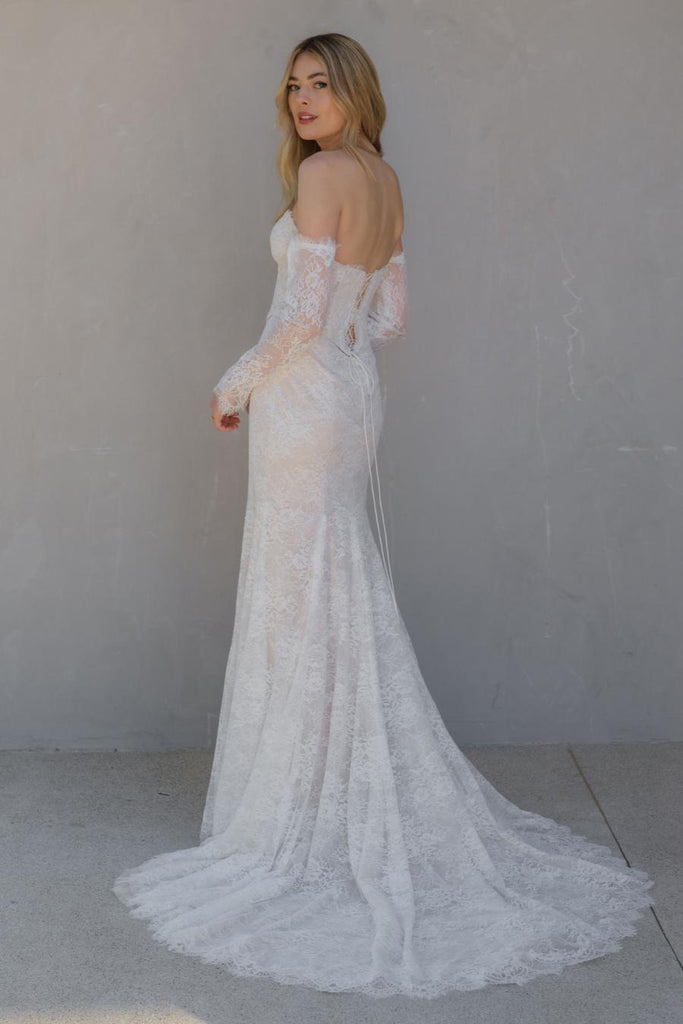 Vancouver Edmonton wedding dress Novelle Bridal Shop