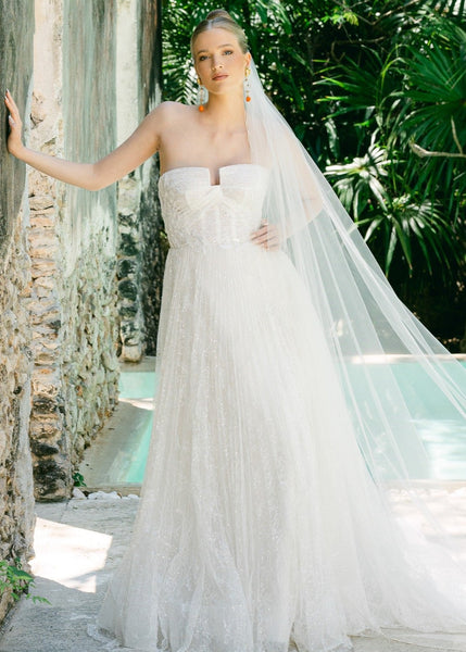 Vancouver Sample Sale - Danae by Watters (Size 8) - Vancouver | Edmonton Bridal Shop Wedding Dresses