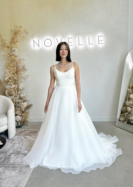 Vancouver Sample Sale - Emily by Lis Simon (Size 6) - Vancouver | Edmonton Bridal Shop Wedding Dresses