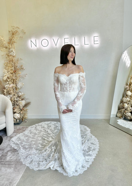 Vancouver Sample Sale - Endless V2 by La Premiere (Size 4) - Vancouver | Edmonton Bridal Shop Wedding Dresses