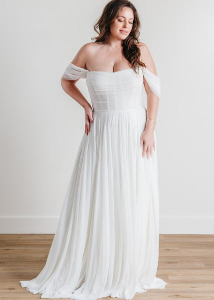 Watters Plus Perfection Trunk Show - Keala by WTOO - Vancouver | Edmonton Bridal Shop Wedding Dresses