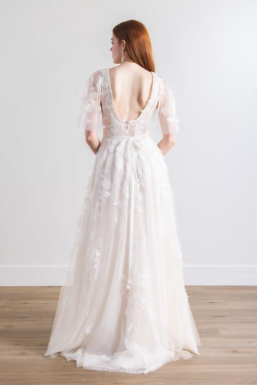 Edmonton wedding dress Novelle Bridal Shop