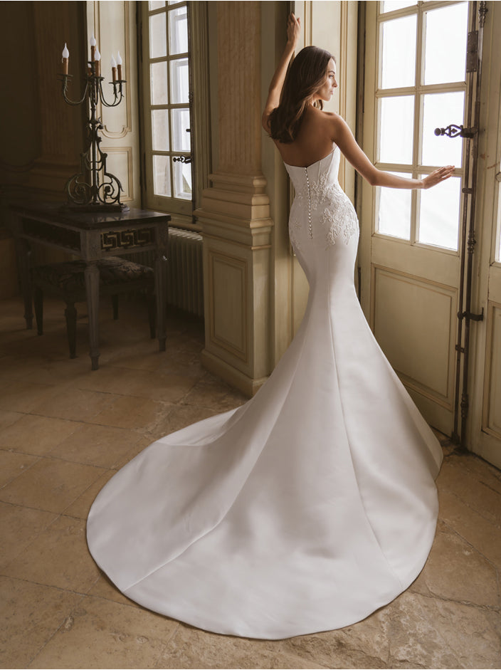 Vancouver Wedding Dress Novelle Bridal Shop