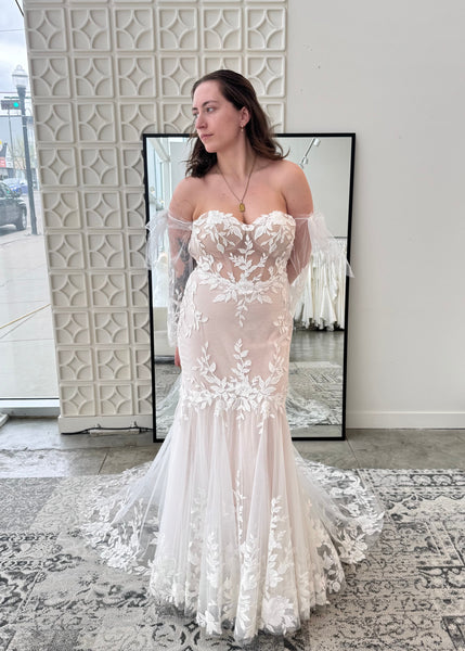 Edmonton Sample Sale - Kyla by Madi Lane (Size 14) - Vancouver | Edmonton Bridal Shop Wedding Dresses