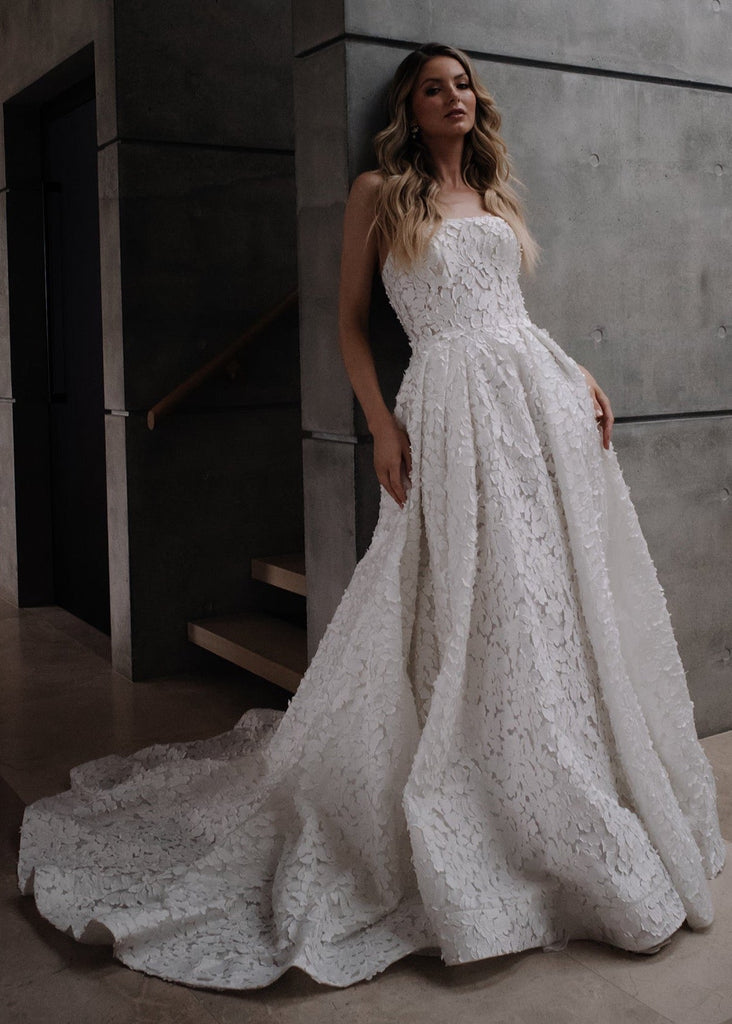 novelle bridal shop vancouver wedding dress