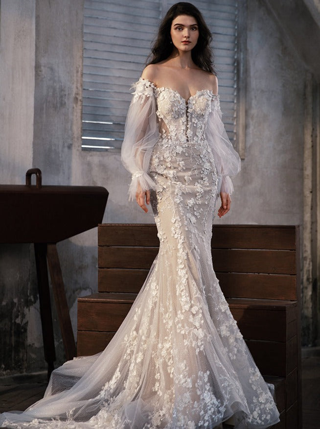 Alina | Novelle Bridal Shop | Vancouver + Edmonton Alina | Novelle Bridal Shop | Vancouver + Edmonton