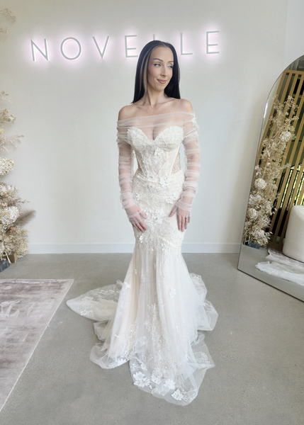 Vancouver Sample Sale - Maxine by La Premiere (Size 8) - Vancouver | Edmonton Bridal Shop Wedding Dresses