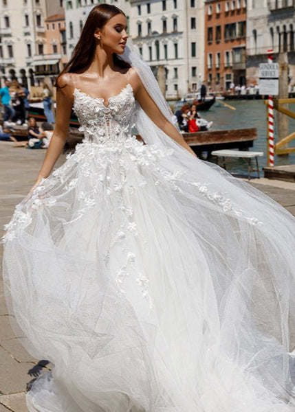 Vancouver Sample Sale - Molly by Oksana Mukha (Size 8) - Vancouver | Edmonton Bridal Shop Wedding Dresses