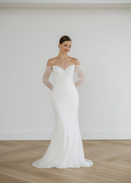 Lis Simon Trunk Show - Samantha - Vancouver | Edmonton Bridal Shop Wedding Dresses
