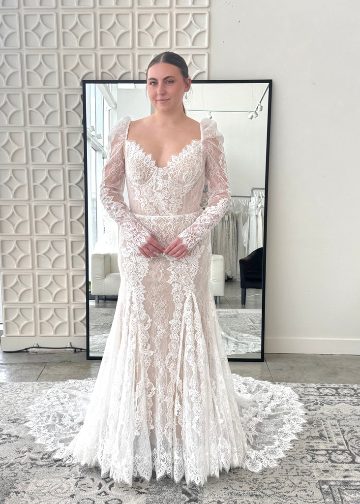 Ti Amo by Watters (Size 10)