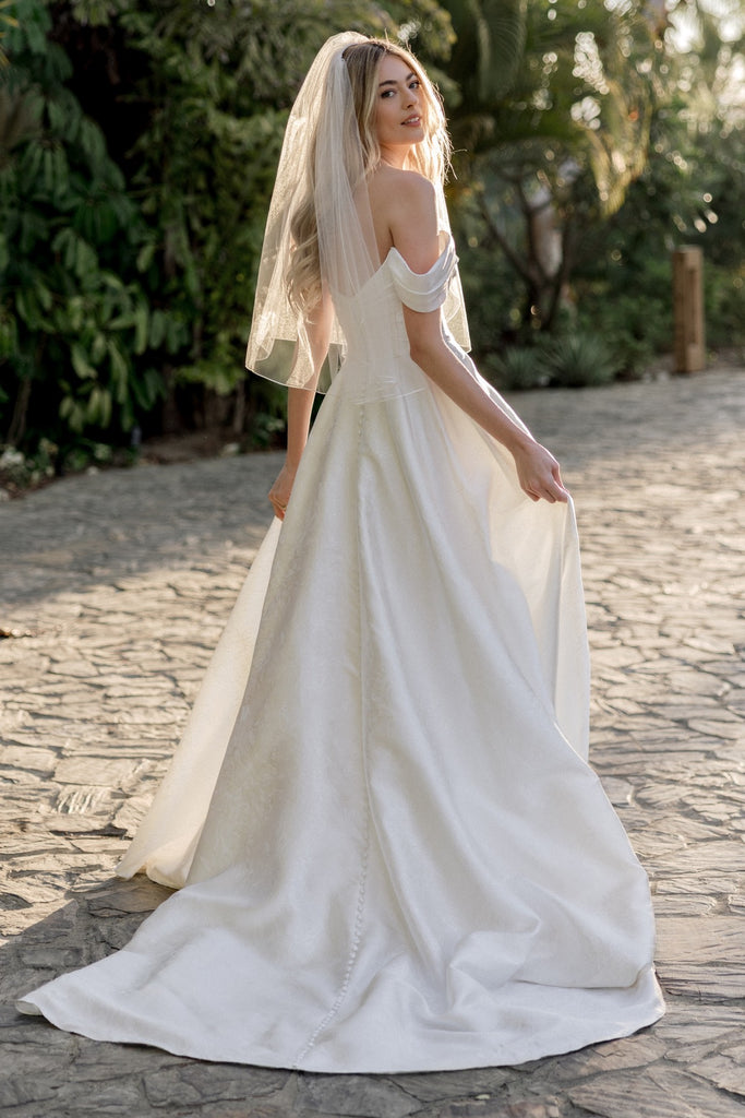 Edmonton Vancouver Wedding DRess Novelle Bridal Shop