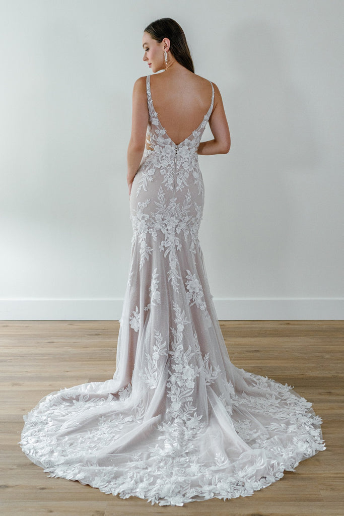 wtoo by watters Dayana edmonton wedding dress