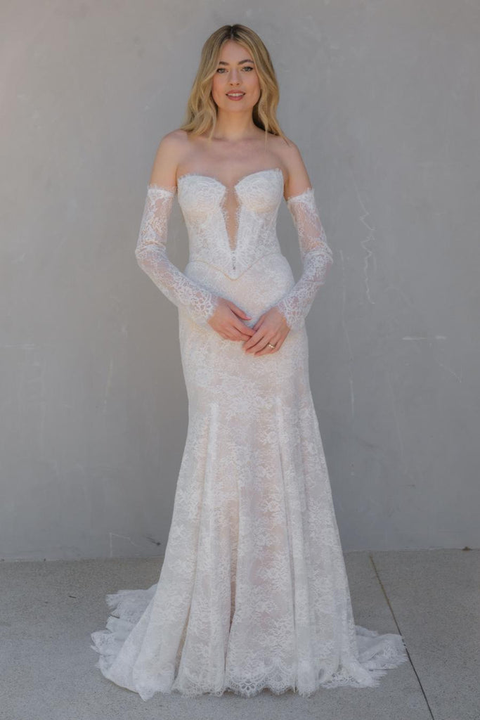 Vancouver Edmonton wedding dress Novelle Bridal Shop
