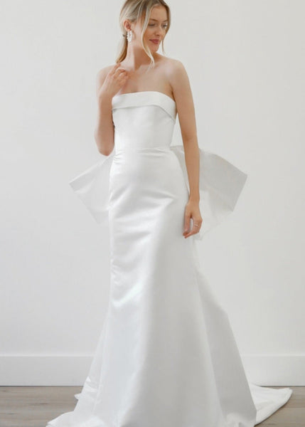 Wtoo by Watters - Dee with Bow - Vancouver | Edmonton Bridal Shop Wedding Dresses