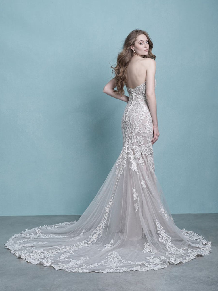 9751 by Allure (Size 14)