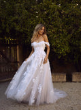 Madi Lane - Elora - Wedding Dress - Novelle Bridal Shop