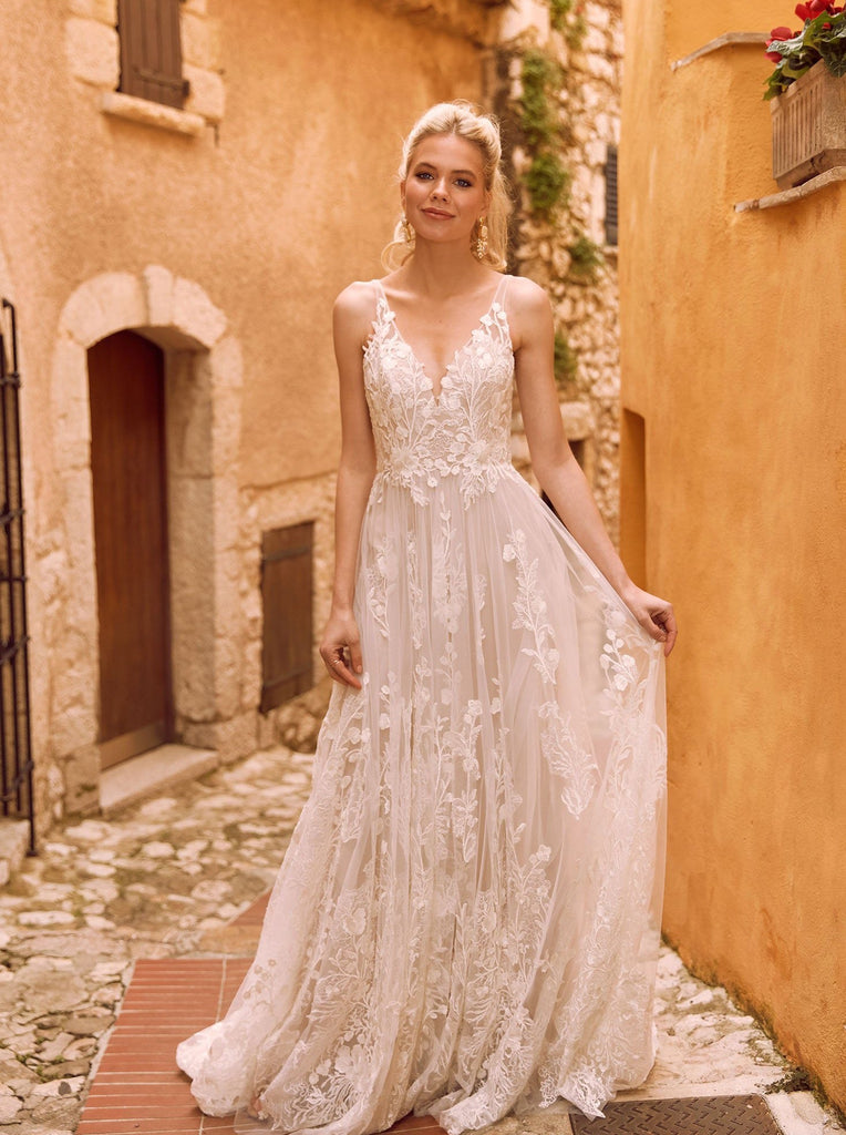 Madi Lane - Harper - Wedding Dress - Novelle Bridal Shop